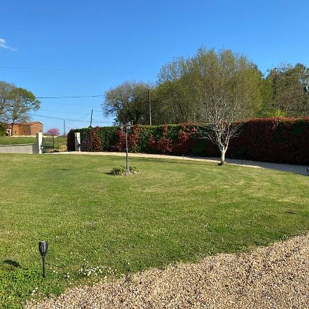 Gite 3 Etoiles Avec Piscine Dordogne Minzac Luaran gambar